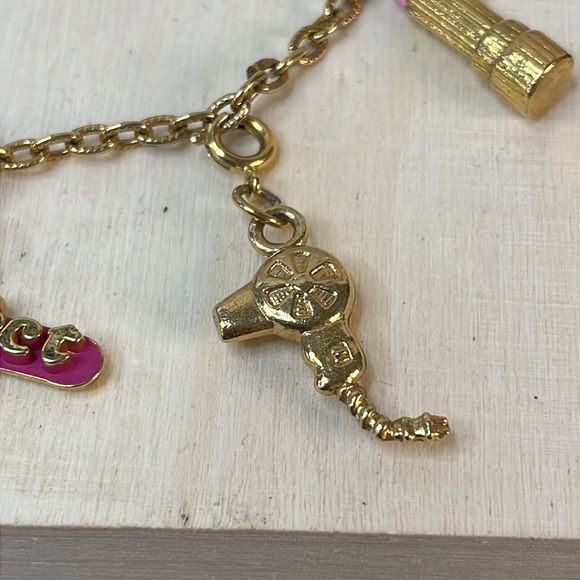 1990 Tyco Real Charmers Bracelet Kids Toy Jewelry Lipstick Perfect 10 Lips - Picture 3 of 6